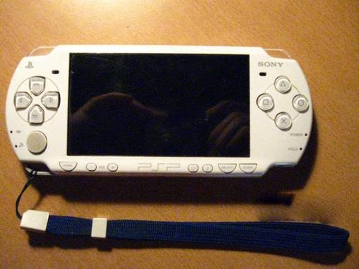 转让白色psp2000
